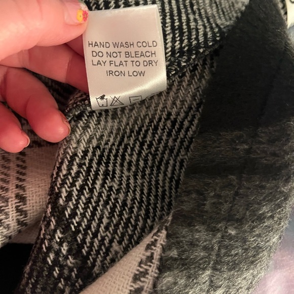 Wool shacket - Picture 7 of 7